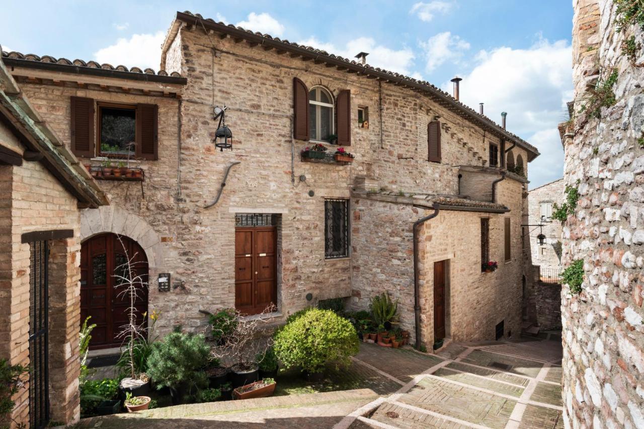 Casa Clara Appartamenti Assisi Eksteriør bilde